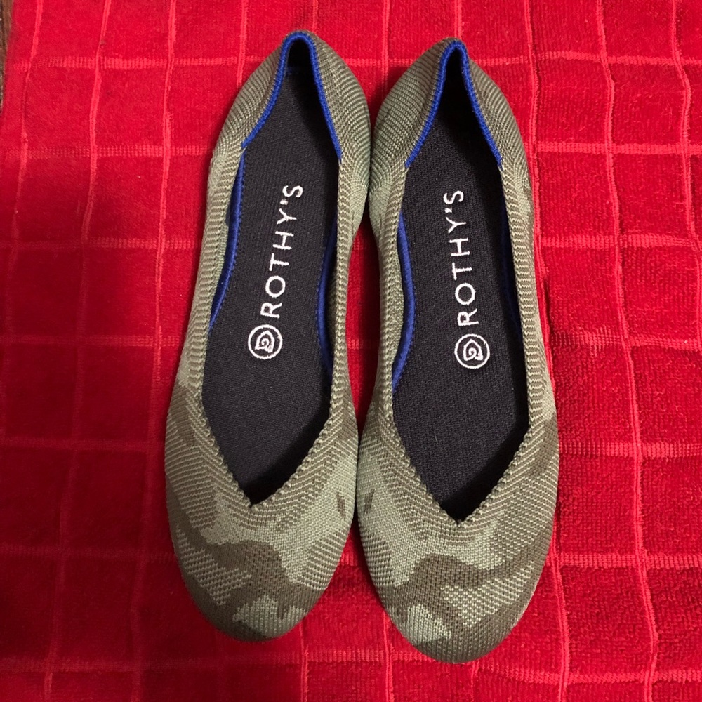 Rothy’s flats